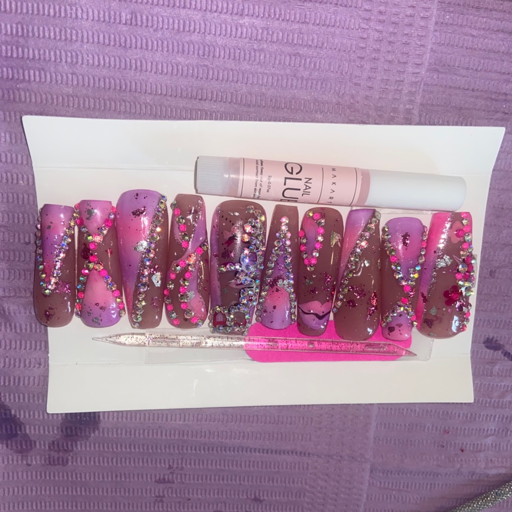 Beautiful homemade press on nails